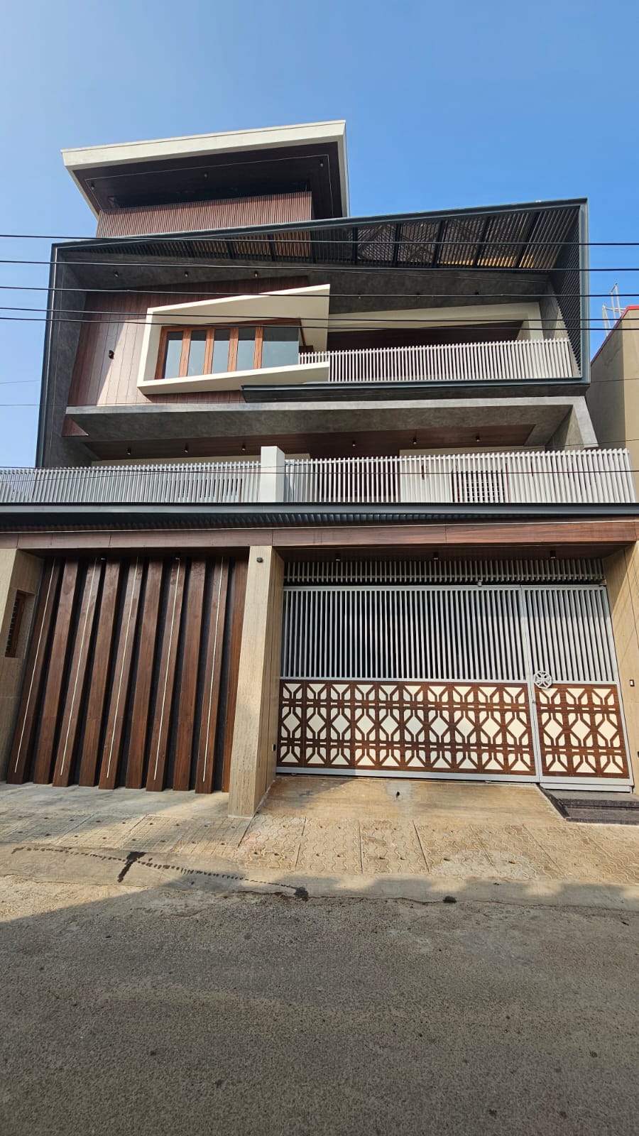 Mr. Abdul Kareem Residence