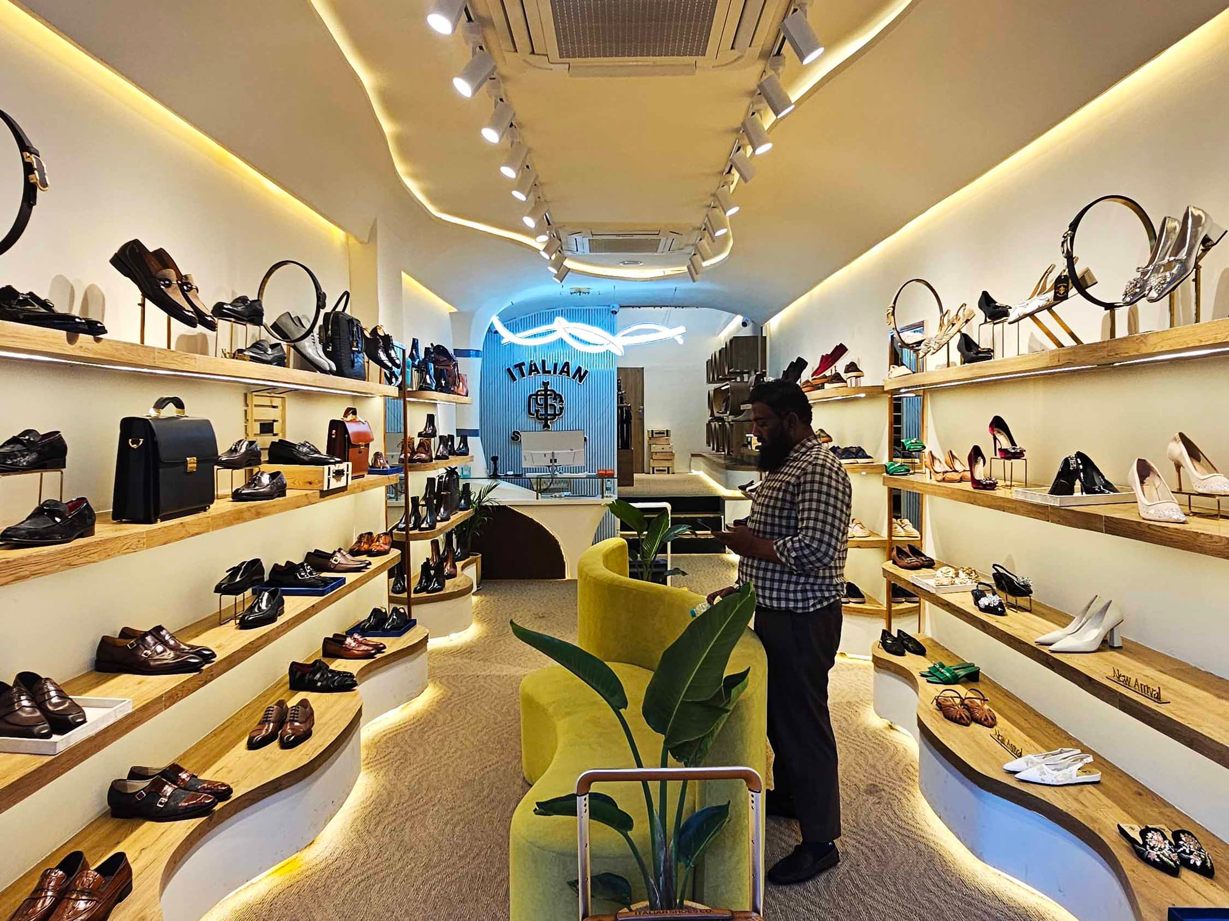 Brigade Road Italian Shoe Store
