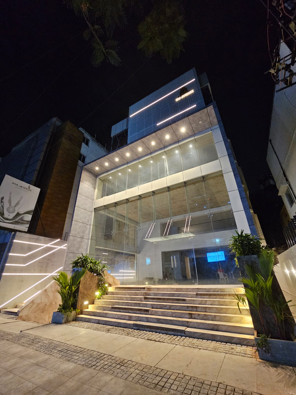 InClover Taj Avenue